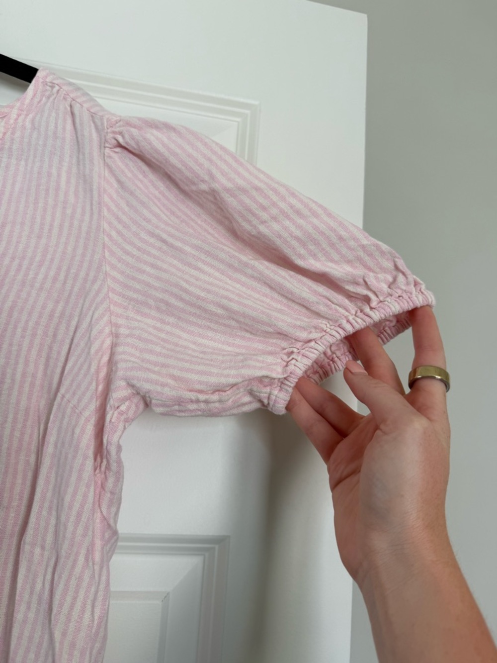 Lauren Conrad Linen Puff Sleeve Top - Picture 5 of 5